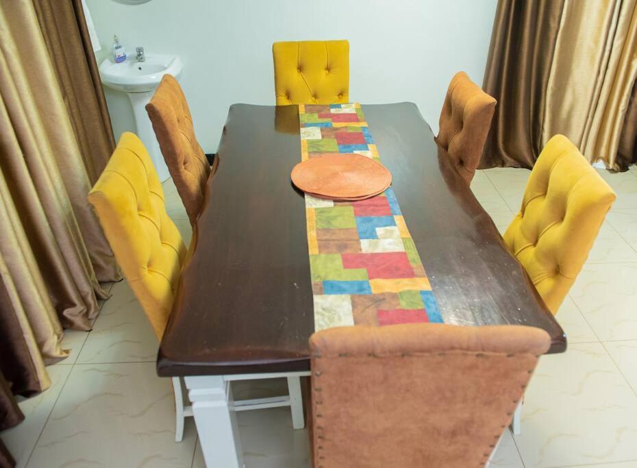 Forget Your Worries In This Serene 5 Bedroom Villa In Ngong Найроби Екстериор снимка