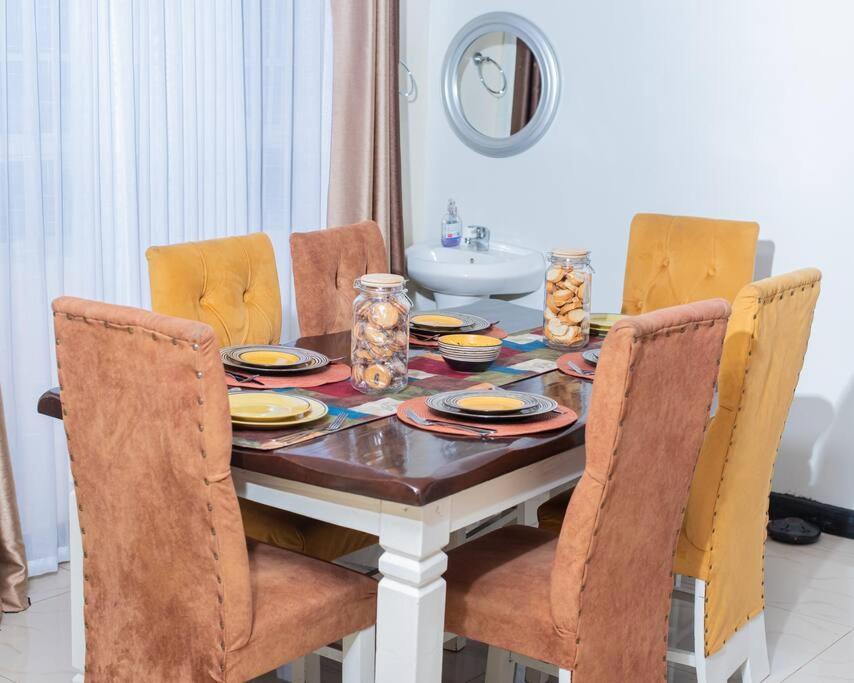Forget Your Worries In This Serene 5 Bedroom Villa In Ngong Найроби Екстериор снимка